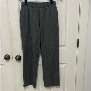 Champion Duo Dry athletic pants size medium gray pockets inseam 29”